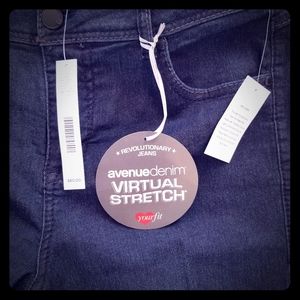 Avenue Jeans